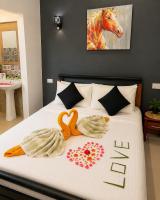 Deluxe King Room Free Airport Transfer