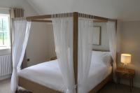 Peaceful Luxury Barn with Woodfired Hot Tub - Chambres d'hôtes Selby