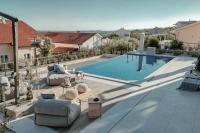 LUXURY VILLA MIKOLINA - B&B Kornić