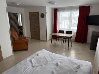 SALGIRDO svečių namai - B&B Kelmė