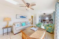 Family Friendly Condo across from Beach with Balcony - Ferienwohnung Gulf Shores