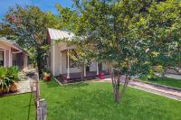 Peaceful Home Right Near Downtown - Walk Everywhere, 2 Dogs Welcome - Chambres d'hôtes Fredericksburg
