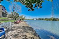 Dog-Friendly Water View Condo with Inviting Porch, AC, W/D, & Modern Charm - Ferienwohnung Horseshoe Bay