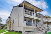 2-Story Townhouse with Balcony, Outdoor Pool, Tennis, Grill, Basketball, & AC - B&B Point Venture