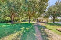 Dog-Friendly Riverfront Home with Outdoor Space - B&B Burnet