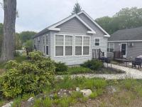 Salt Air Cottage at Beach Dreams Pool By Beach - Chambres d'hôtes Wells