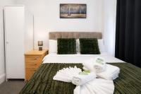 Cosy 2 bed flat in Newport prime location, sleeps 5 - Bed and Breakfast Newport