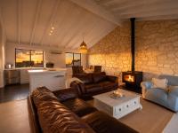Relaxing Getaway Beachfront Access Multi Family Pets Mandurah - Ferienwohnung Mandurah