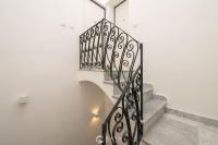 Heritage Harbor Loft - 90m from Waterfront - B&B Cagliari