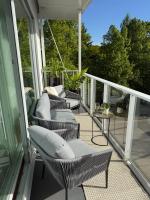 Seaside apartment with free parking, big balcony - B&B Pärnu
