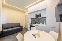 Deluxe One-Bedroom Apartment with City View