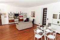 San Tomaso Historic Center -158 m - Terrace - 2 Baths - 8 Guests - B&B Verona