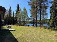 Cottage Venehuoneenranta by river Tornio - B&B Leipee