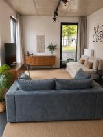 Central Antwerp Apartment Private Garden & Free Parking - Chambres d'hôtes Anvers