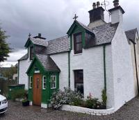 Loch Ness village cottage for 2 with free parking & pets welcome - B&B Drumnadrochit