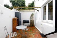 Bright 1BR Flat with Patio & Easy City Access - B&B Brighton
