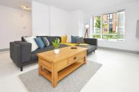 Kiln Side 3BDR House with Free Parking and Garden - B&B Etruria