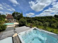 Villa 10 couchages avec piscine chauffée & jacuzzi avec vue imprenable - Chambres d'hôtes Meynard