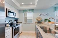 Stunning Waterfront Residence with Panoramic Water Views - B&B Fort Myers