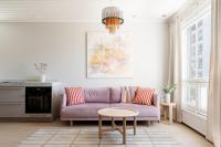 Premium 3BR Home | Prime Location | Modern Touch - Chambres d'hôtes Helsinki
