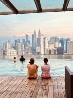 Regalia Suites Skypool View KLCC by Enjoy your stay - B&B Kuala Lumpur