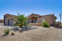 Hot Tub & 4 Mi to Boat Ramp! Lake Havasu Escape - Chambres d'hôtes Lake Havasu City