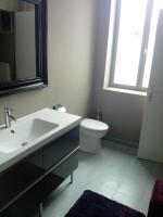 Camera Singola con Doccia e Servizi Igienici in Comune