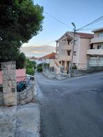 Apartman Snezana Kalimanj - Ferienwohnung Tivat