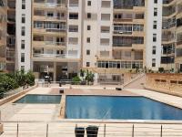 Sweet Home Agadir Appartement moderne avec piscine et commerces à pied - B&B Agadir