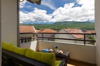 Dora Central Apartment - Free Parking & Sunrise View - B&B Ocrida