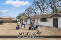 Modern 2BR Unit 3 Hot Tub - Bed and Breakfast Haltom City