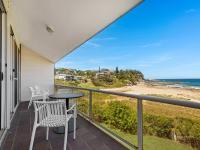 Direct Beachfront Townhouse - Bed and Breakfast Malua Bay