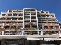 2 bedroom apartment Sveti Vlas with 2 balconies and sea views - Bed and Breakfast Sveti Vlas