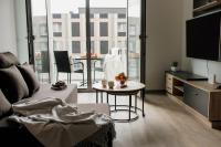 Stylish Apartment Near City Center with Parking - B&B Čunovo