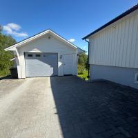 Charming apartment with two bedroms and beautifull sea view in Fauske - Chambres d'hôtes Fauske