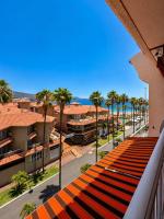 Golden Mile Apartment Steps from Las Vistas Beach - Ferienwohnung Las Américas
