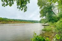 Riverfront Retreat 7 Miles From Ft Leonard Wood - Bed and Breakfast Dixon