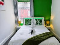 Liverpool Dockside House with free Parking - Ferienwohnung Litherland