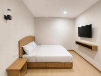 Crown Residence Family Room - B&B Nagoya