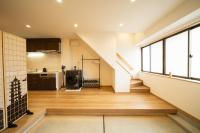 夏様八雲莊 5 minutes from Kyoto Nijo Station,Entire Kyomachiya with courtyard,Sleeps 8,Comfortable option with two bathrooms - B&B Kyoto