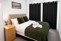 Cosy 2 bed flat in Newport prime location, sleeps 5 - B&B Newport