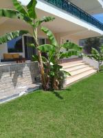 Marathon Beachside Villa100m from the beach - B&B Schiniás