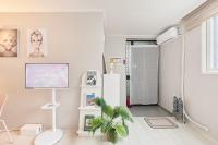 Line 2 , Direct access to Seongsu, Jamsil, Hongdae, DDP , 2-story accommodation for 6 people , Hotel bedding , KSPO, Lotte World - B&B Seoul
