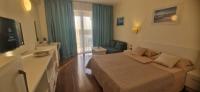 Adela Sunset View by Blaxy Resort - B&B Olimp