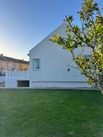 Villa Maruca - Sea & Pool Garden Retreat - Chambres d'hôtes San Román