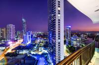 2 Bedroom 1 Bathroom City View Apartment - Level 18