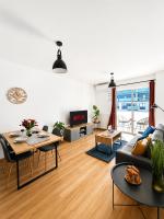 Lumina I Comfy 3-room Apartment with Balcony I AC I Coffee Maker I Parking - B&B Lodz