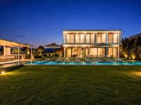 Miguel Luxury Beach Front Villa - B&B Fanes