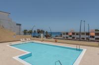 Playa Vistas Apartment 2 Bed Terrace Pool & AC - Ferienwohnung Los Cristianos