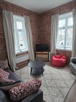 Kuninga Apartment in Old Town with Free Parking - B&B Pärnu